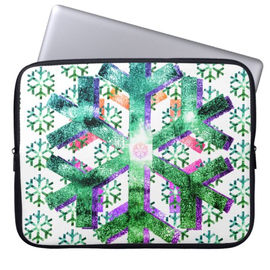 Pink, Purple + Green Snowflakes on Electronics Bag ラップトップスリーブ (正面)