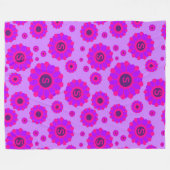 Pink Purple Magenta Floral Initial フリースブランケット (正面(横))