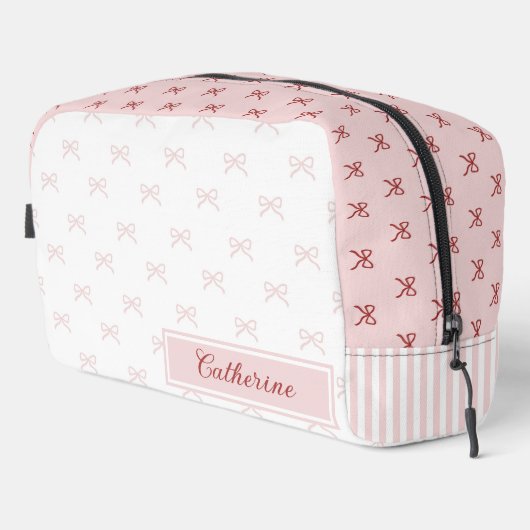 Pink & Red Bow Pattern Coquette Cosmetic  ドップキット (右コーナー)