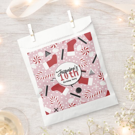 Pink Retro Christmas Peppermint Birthday フェイバーバッグ (クリップ留めされた状態)