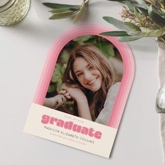 Pink Retro Striped Arch Graduation Announcement 招待状