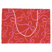 Pink Ribbon Bows on Red Modern Holiday ラージペーパーバッグ (裏面)