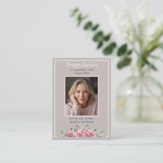 Pink Roses & Eucalyptus Memorial Photo Prayer Card 名刺 (スタンド正面)