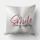 Pink Script Silver Glam Motivational Throw Pillow クッション (正面)