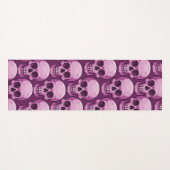 Pink Skull Pattern – Bold Repeating Design ヨガマット (正面(横))