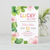 Pink St Patrick Lucky In Love Bridal Shower 招待状 (スタンド正面)
