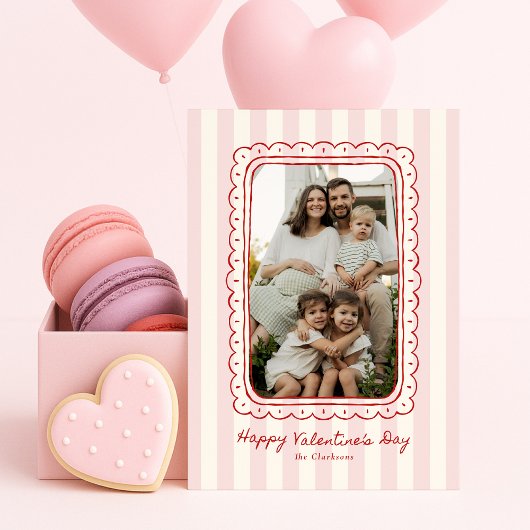 Pink Striped Scalloped Frame Valentine’s Day card 招待状