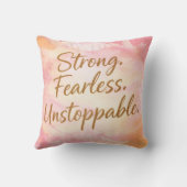 Pink Strong, Fearless & Unstoppable Motivational  クッション (裏面)