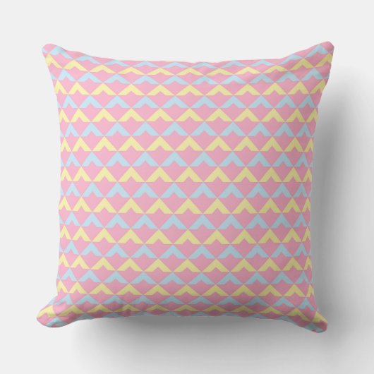 Pink Triangles Pillow クッション (正面)