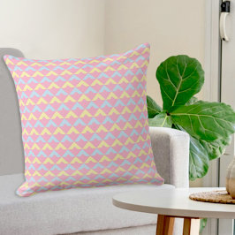 Pink Triangles Pillow クッション