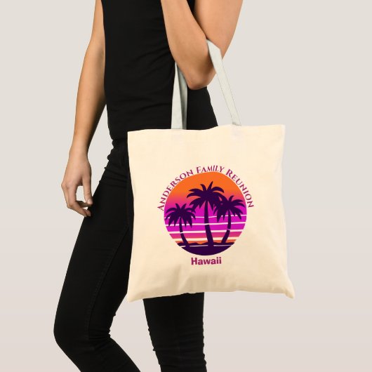 Pink Tropical Palm Tree Beach Vacation トートバッグ (正面(商品))