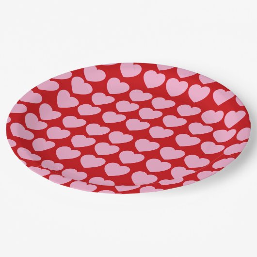 Pink Valentines Hearts on Red ペーパープレート (アングル)