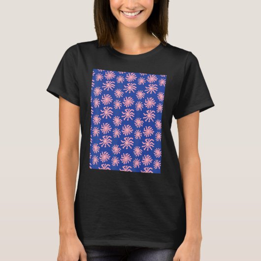Pink Warped Daisy Wavy Flower Pattern on Cobalt Bl Tシャツ (正面)