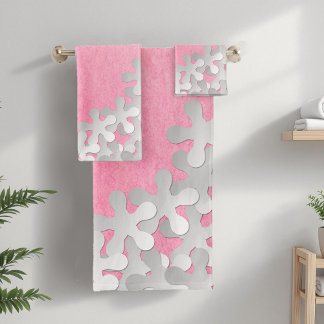 Pink Watercolor and White Flowers バスタオルセット