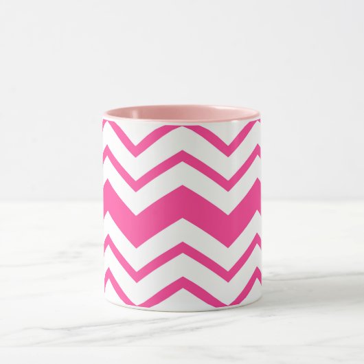 Pink White Chevron Zigzag Pattern Design  マグカップ (中央)