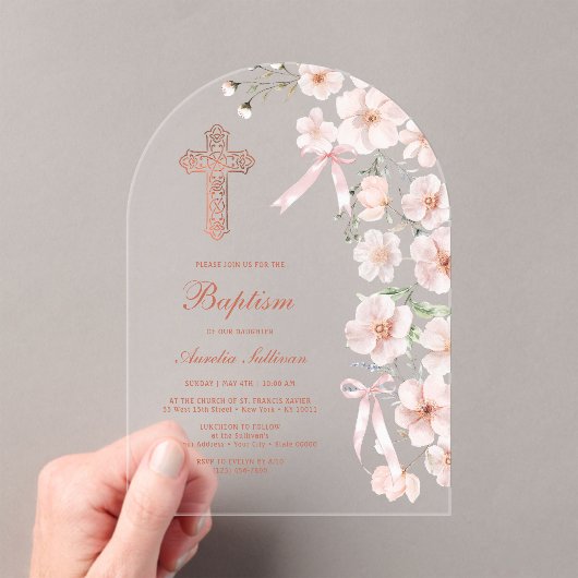 Pink Wildflowers and Bows Arch Baptism アクリル招待状 (インサイチュ (ポータブル))