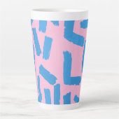 Pink with Blue Brushstroke Pattern カフェラテマグ (正面)