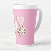 Pink XOXO Leopard Print Hearts カフェラテマグ (右アングル)