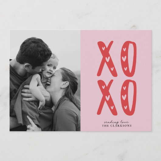 Pink XOXO Modern Valentine’s Day Photo Card 招待状 (正面)