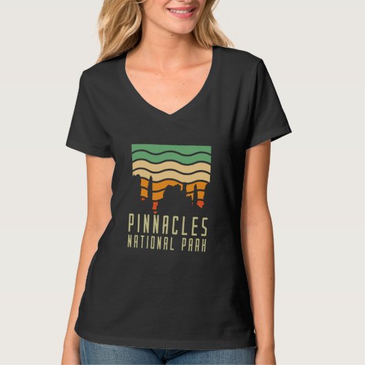 Pinnacles National Park Hiking 4 Tシャツ (正面)