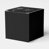 Pinstried結婚式の引き出物箱のゴシック様式のカンデラ フェイバーボックス (正面サイド)