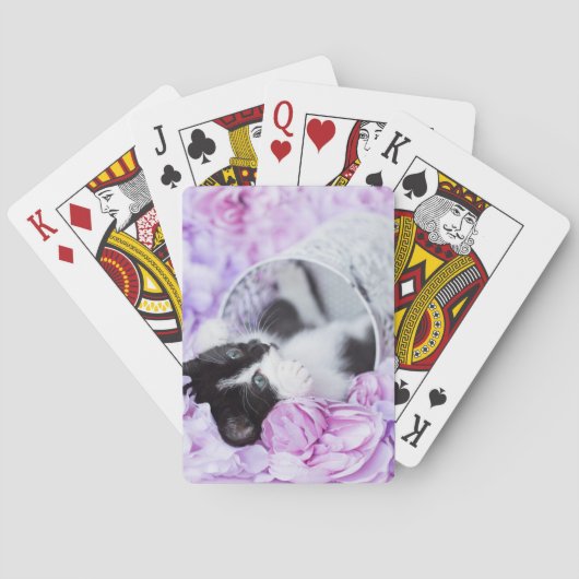 "Pippa"のよくはしゃぐな紫色の花柄 トランプ (裏面)