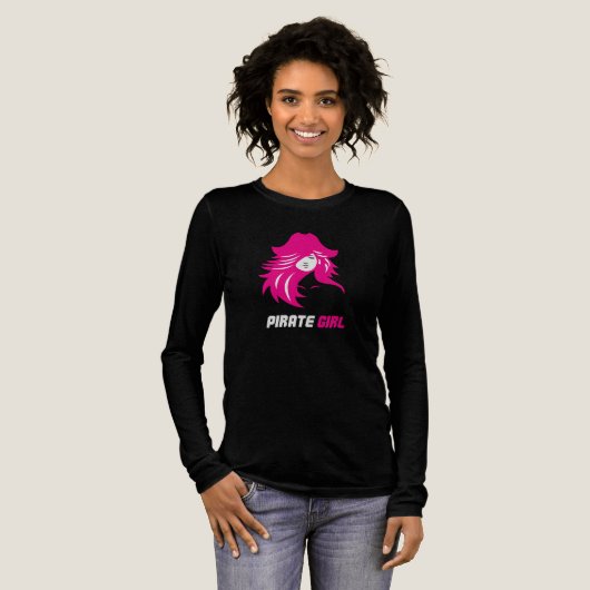 Pirate Girl Baddie Aesthetic トライブレンドＴシャツ (正面全体)