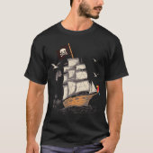 Pirate Ship Nautical Boat Pirate Flag Gift Tシャツ (正面)