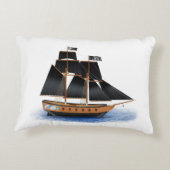 pirate ship sailing the sea accent pillow アクセントクッション (裏面)