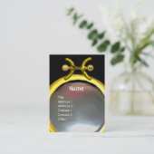 PISCES MONOGRAM、パールブラックイエローピンクグレー 名刺 (スタンド正面)