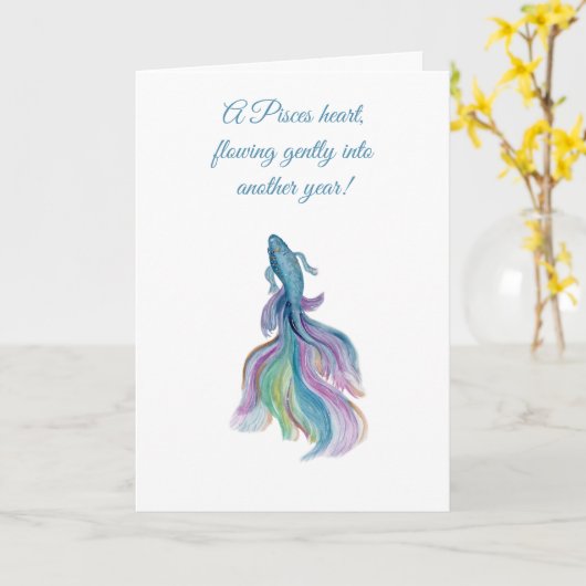 Pisces Zodiac Beautiful Betta Fish Birthday カード (黄色い花)