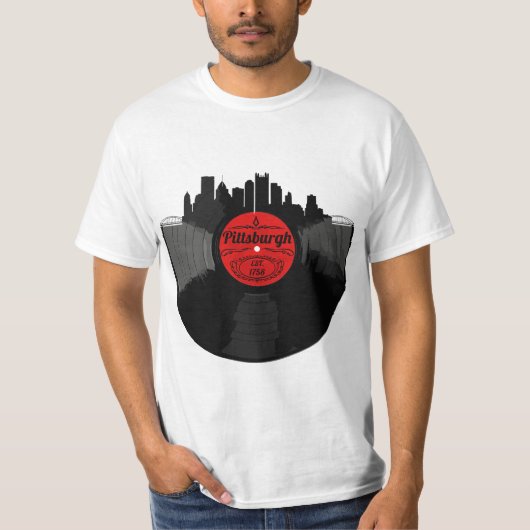Pittsburgh Pennsylvania Vinyl Record Skyline  Tシャツ (正面)