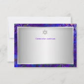 PixDezinesのレセプションバー・ミッツヴァ/紫/シルバー 招待状 (裏面)