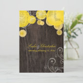 PixDezinesの黄色のランタン/屋外用木製パネル 招待状 (スタンド正面)