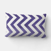 PixDezinesデジタル水カラーchevron/violet ランバークッション (裏面)