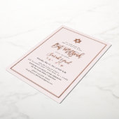 PixDezinesバラ金ゴールドモダンスクリプトバルミツワー 箔招待状 (回転した状態)