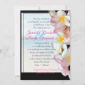 PixDezines ピンクのプルメリア/ビーチ/トロピカル ウェディング 招待状 (裏面)