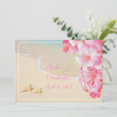 PixDezines ピンクのプルメリア+ビーチ+ヒトデ 招待状 (スタンド正面)