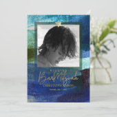 PixDezines ブラシをかけた水彩の青いバル・ミツヴァー 招待状 (スタンド正面)