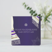 PixDezines(ユダヤ教の)バル・ミツバー/紫のタリスト/日の背景 招待状 (スタンド正面)