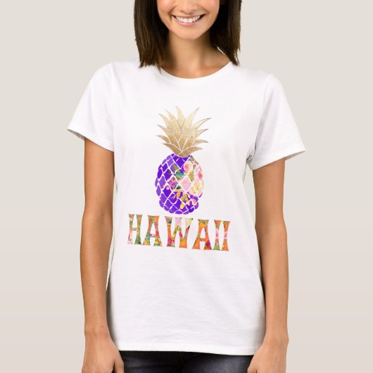 PixDezines Hawaii、アロハパイナップルフェイク/金ゴールド Tシャツ (正面)