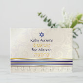 PixDezines silk talit/スタイリッシュバー（ユダヤ教の）バル・ミツバー/金ゴール 招待状 (スタンド正面)