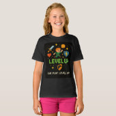 Pixel Gamer Kids T-Shirt – Level Up Retro Style Tシャツ (正面フル)