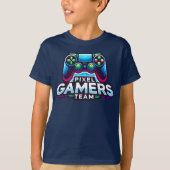 Pixel Gamersチーム – 将来のPro Gamer Tシャツ (正面)