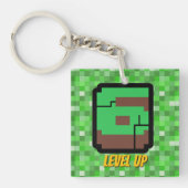 Pixelated Gamer Green Building Level Up 6 キーホルダー (正面)