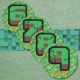 Pixelated Gamer Green Building Level Up 6 ペーパープレート