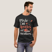 Pixie cut lipstick and sneakers short hair style  tシャツ (正面フル)