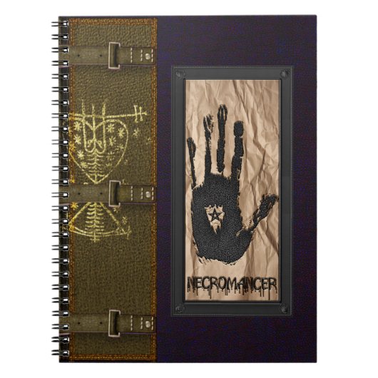 Plagued Grimoires of Necromancy & Curses V ノートブック (正面)