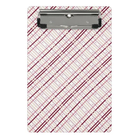 Plaid Hearts Clipboard – Whimsical Burgundy Design ミニクリップボード (正面)