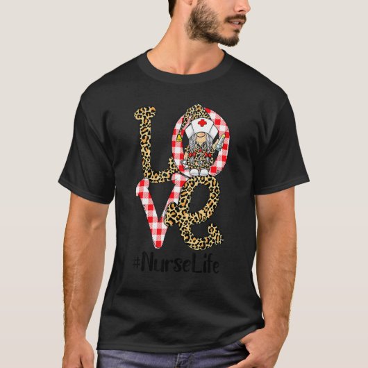 Plaid Leopard Gnome LOVE Nurse Life Funny Valentin Tシャツ (正面)